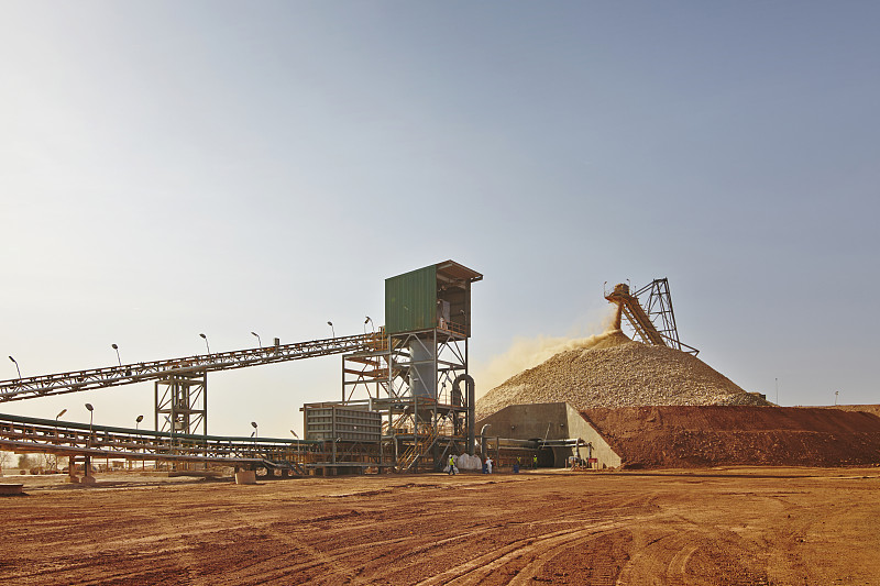 Mining Machinery and Heavy Equipment Industry